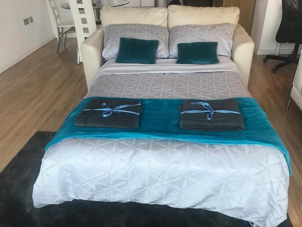 Marco Island -Very Spacious City Centre 1 Bedroom Apartment Nottingham
