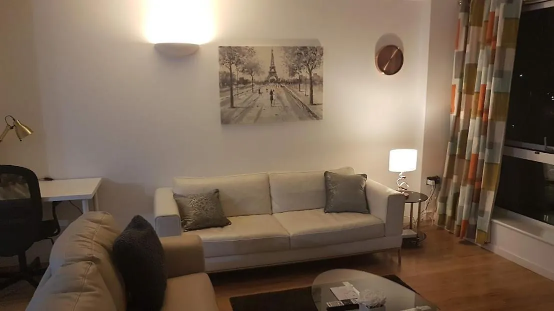 Marco Island -Very Spacious City Centre 1 Bedroom Apartment Nottingham