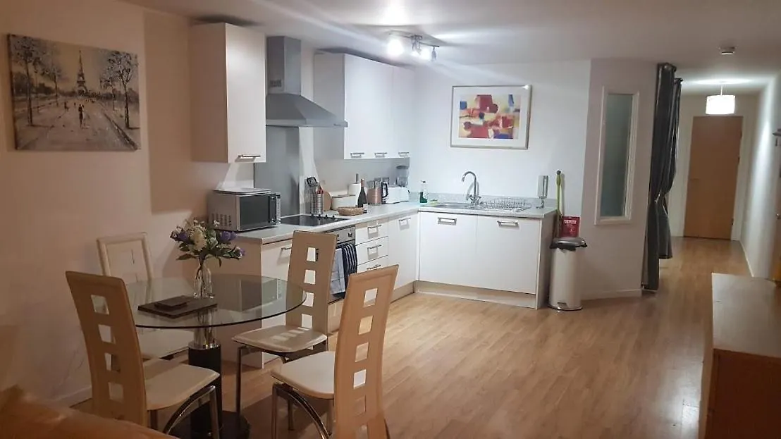Marco Island -Very Spacious City Centre 1 Bedroom Apartment Nottingham