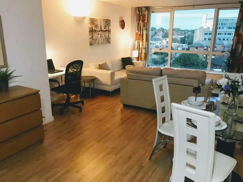 Marco Island -Very Spacious City Centre 1 Bedroom Apartment Nottingham